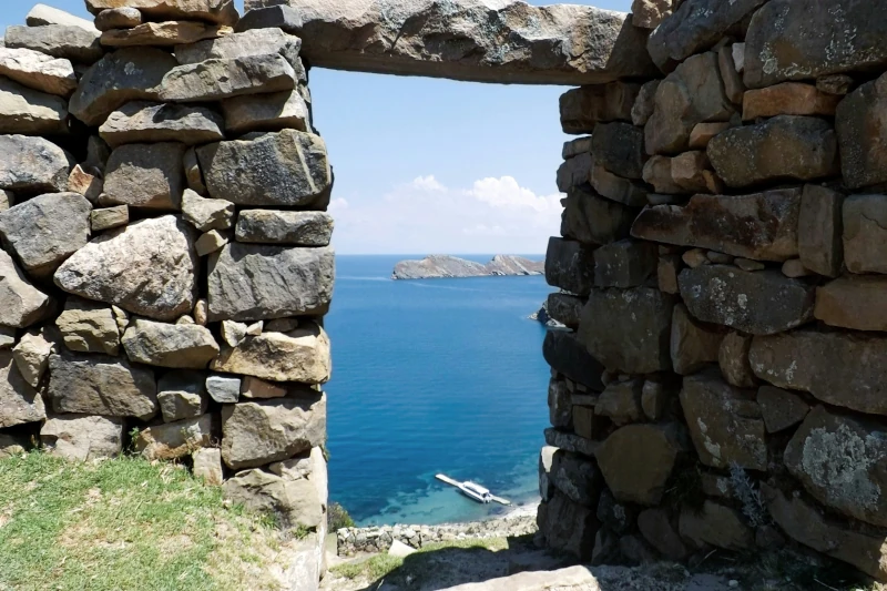 Exploring Lake Titicaca: A Beginner's Guide